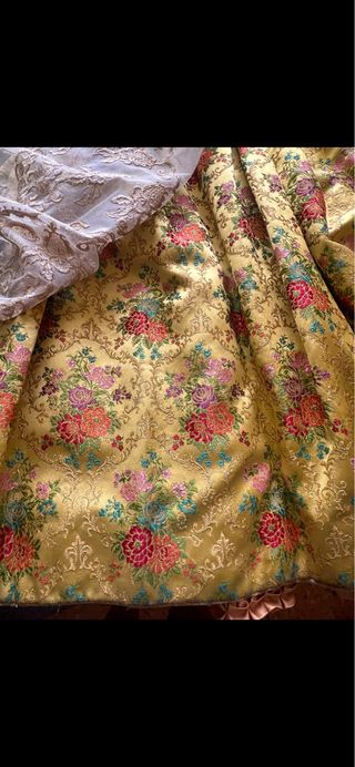 Traje de fallera niña