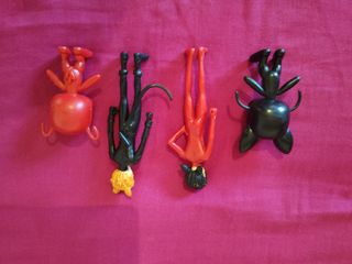 Muñecos Ladybug y Cat Noir