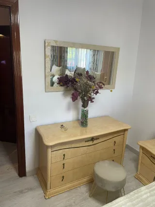 Dormitorio completo estilo clásico