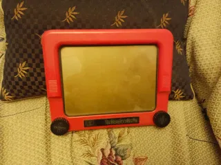 Telesketch clásico rojo