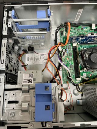 Ordenador Dell i3 con Gráfica