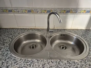 Fregadero de cocina doble de metal