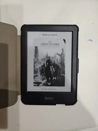 Kobo Clara BW Lector de libros con funda.