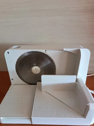 Cortadora de fiambres Ismet