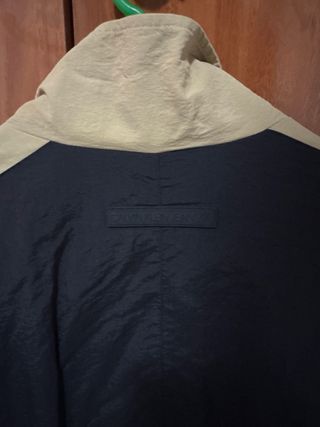 Cortavientos Calvin Klein Jeans Beige/Negro