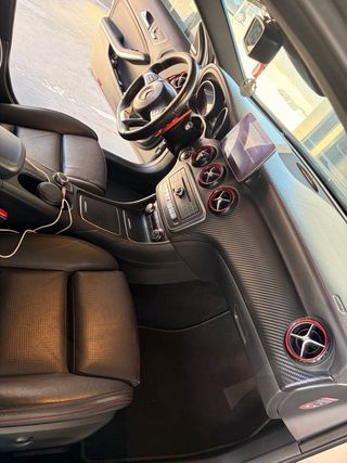 Mercedes-Benz A250 4matic