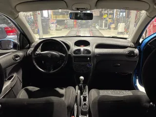 Peugeot 206 2002