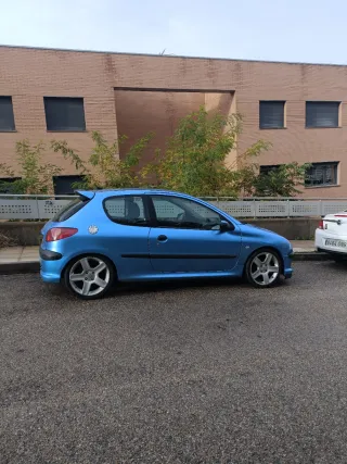 Peugeot 206 2002