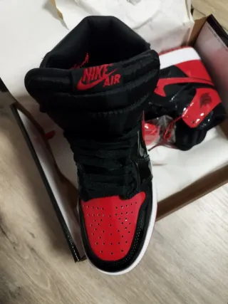 Nike Air Jordan 1 Patent Nero Rosso