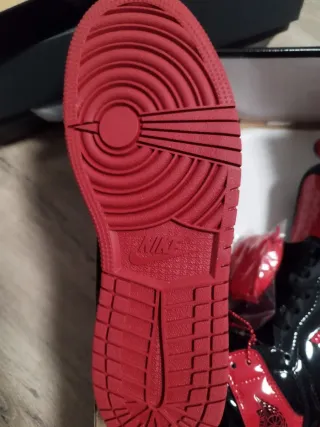 Nike Air Jordan 1 Patent Nero Rosso