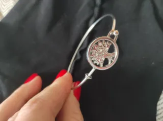 Bracciale rigido Lotus con albero della vita