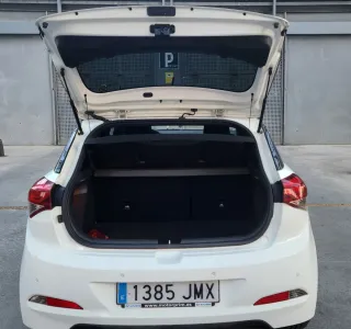 Hyundai i20 2016. Solo 30000kms.