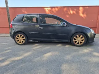 Volkswagen Golf 2005