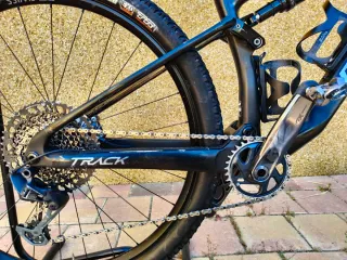 Megamo Track R120 07