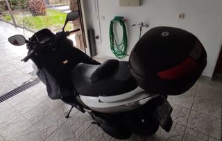 Maxi Scooter Kymco