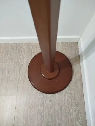 Perchero de madera
