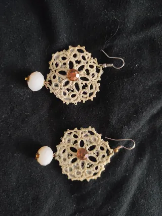 Orecchini chiacchierino fatti a mano