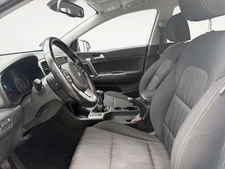 Kia Sportage 1.6 MHEV Business 4x4 100 kW (136 CV)