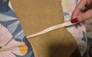 Botas altas beige talla 35