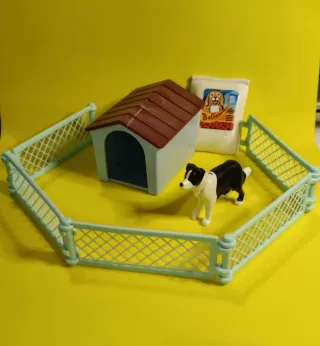 Playmobil Valla y Caseta Perro