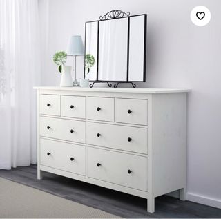 Cómoda HEMNES 8 cajones IKEA blanca
