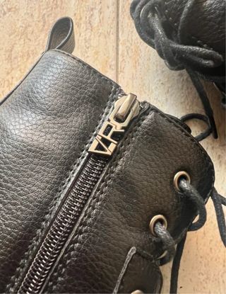 Botines Vera con cordones y cremallera