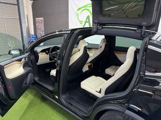 Tesla Model X Long Range Raven 6 Plazas