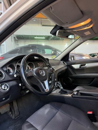 Mercedes-Benz Clase C220 AVANTGUARDE
