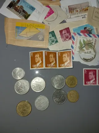 Lote Sellos y Monedas Francesas