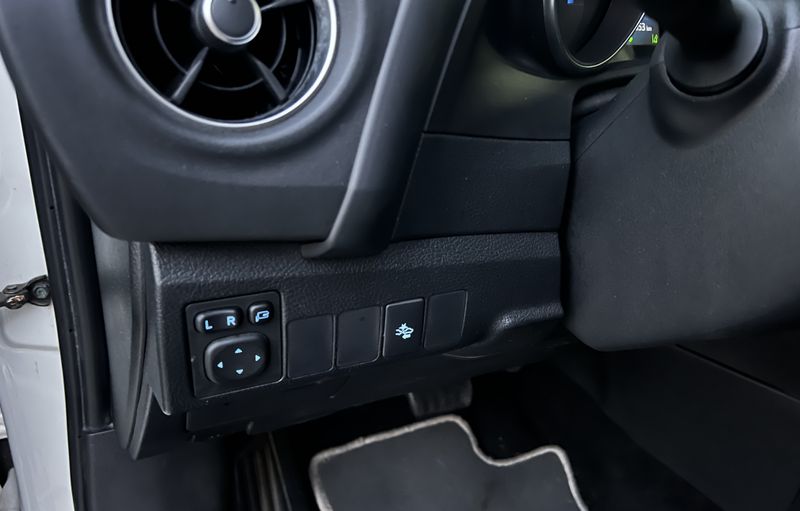 Toyota Auris Hybrid Touring Sports 2018 foto 14