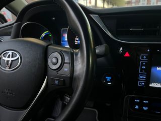182€/Mes Toyota Auris Hybrid Touring Sports 2018
