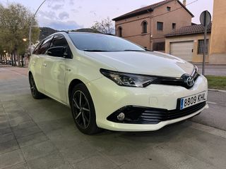 182€/Mes Toyota Auris Hybrid Touring Sports 2018