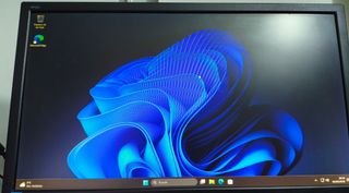 HP EliteDesk i5 16GB RAM 500 hd (Win-11)