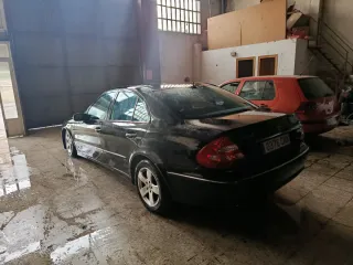 Mercedes-Benz Clase E 2004