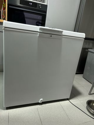 Arcón Congelador Whirlpool 207L