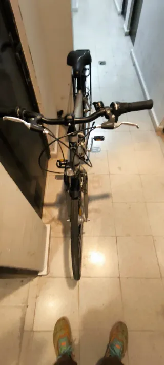 Bicicleta Btwin Hoprider 300 Gris