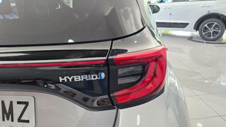 Toyota Yaris 1.5 120H Style Plus