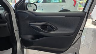 Toyota Yaris 1.5 120H Style Plus