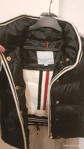 Moncler smanicato taglia M
