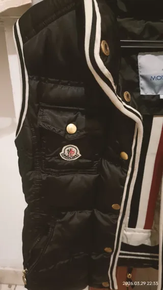Moncler smanicato taglia M