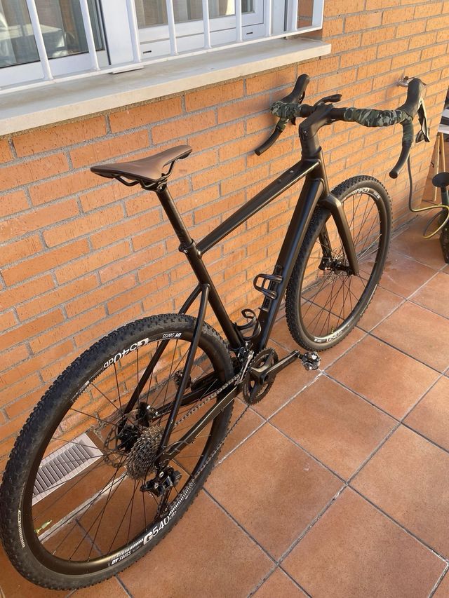 Bicicleta Gravel Negra talla L