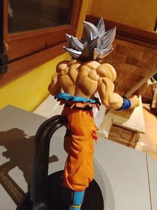 Figura Goku Ultra Instinto Ichiban Kuji A