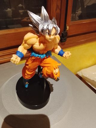 Figura Goku Ultra Instinto Ichiban Kuji A