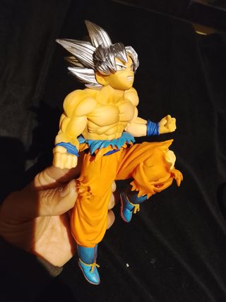 Figura Goku Ultra Instinto Ichiban Kuji A