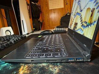 MSI Modern 14 i7 / 32GB / 1TB SSD / 14”