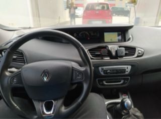 Renault Grand Scenic 2014