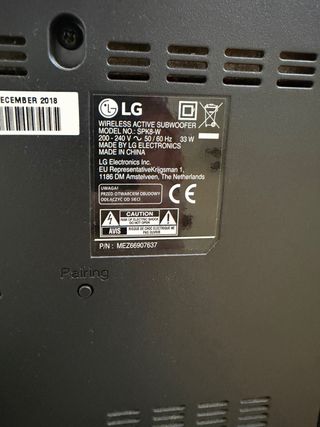Barra de Sonido LG SK8 con Subwoofer wifi