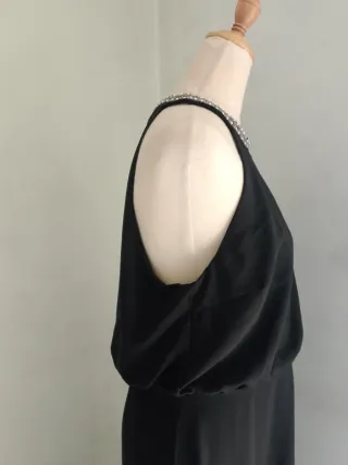 Abito lungo nero con scollo gioiello tg 42