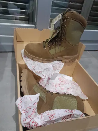 Botas Iturri Marrones y Verdes Talla 42