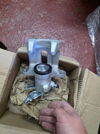 Pinza de freno coche